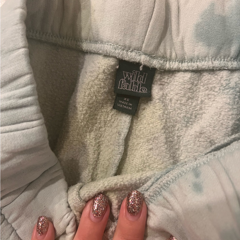 XS Target Sweatpants - Picture 3 of 3